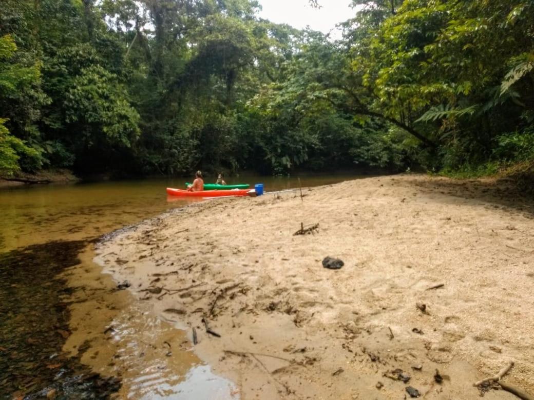 Proximo Ao Rio Jaguareguava Em 民宿 Bertioga